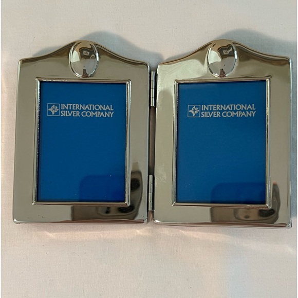 Bi-fold Photo Frames - Picture 8 of 8